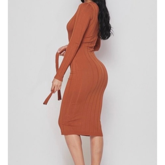 SWEATER DRESS - Picture 3 of 5